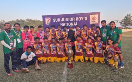 ১০ বছর পর! সাগ্নিকের হ্যাটট্রিকে সাব জুনিয়র ফুটবলে চ্যাম্পিয়ন বাংলা