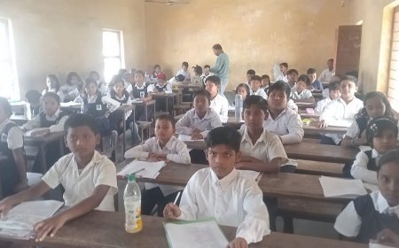 মেধা উৎকর্ষ পরীক্ষা কালিয়াগঞ্জে 