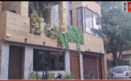 শতদ্রুর রিষড়া র বাড়িতে পুলিশের নজরদারি দেখা নেই স্ত্রী পুত্রের