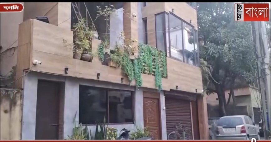 শতদ্রুর রিষড়া র বাড়িতে পুলিশের নজরদারি দেখা নেই স্ত্রী পুত্রের