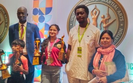 ভুবনেশ্বর ওয়ার্ল্ড যোগায় কালিয়াগঞ্জের সোনার মোনালিসা