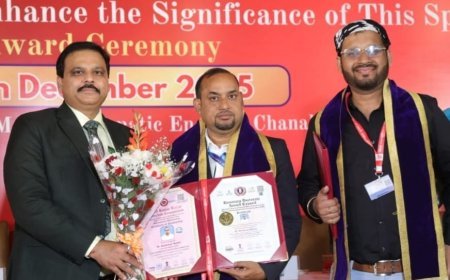 নীরব সমাজসেবায় উন্নত ডক্টরেট সম্মানে ভূষিত ডক্টর বনকুমার হালদার