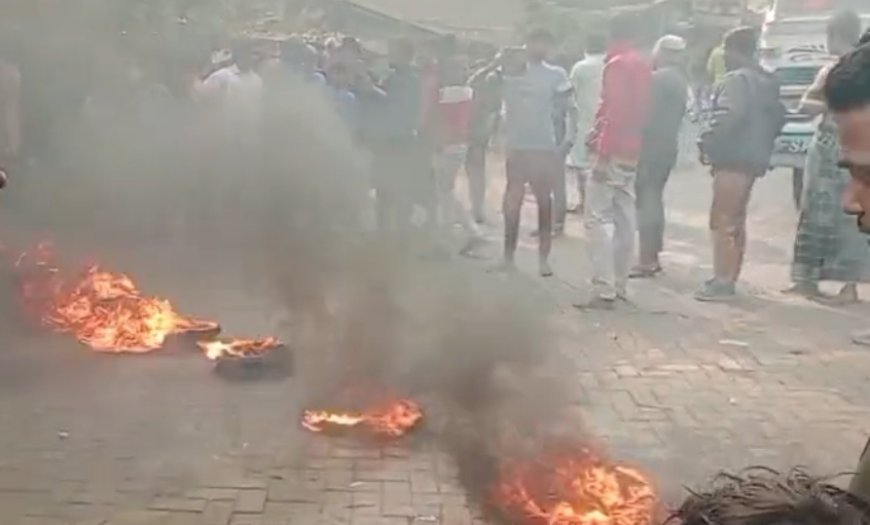 এসআইআর নিয়ে বাসন্তীতে অবস্থান বিক্ষোভ