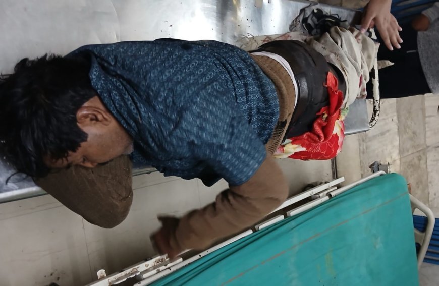 বাসন্তীতে বাইক-ইঞ্জিনভ্যান সংঘর্ষ,গুরুতর জখম ৪