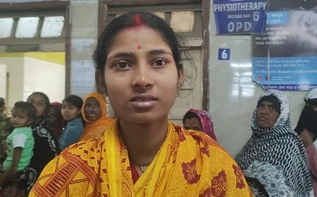 রোগীর ব্যাগ থেকে উধাও ৫০০ টাকা, কান্নায় ভেঙে পড়লেন