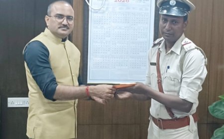 পুলিশের তৎপরতায় বড়সড় অগ্নিকাণ্ড থেকে রক্ষা