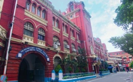 কেএমসি টাকাপয়সা বিলি বিতরণে এগিয়ে