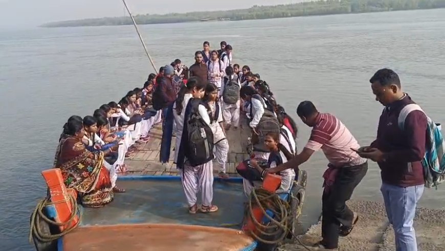 মাধ্যমিক পরীক্ষা মানেই ছাত্রছাত্রীদের জীবনের গুরুত্বপূর্ণ অধ্যায়