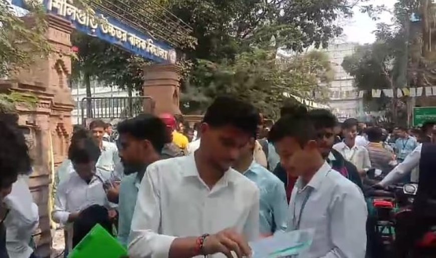 সেমিস্টারের মাধ্যমে শুরু হওয়া উচ্চ মাধ্যমিক পরীক্ষার প্রথম দিন নির্বিঘ্নে সম্পন্ন