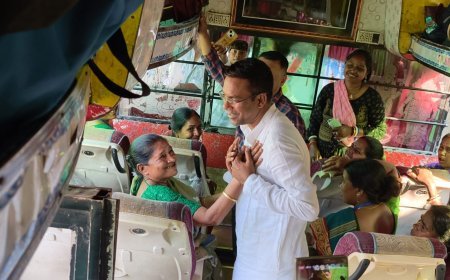 বিধায়কের বেতনের টাকায় বৃদ্ধা-বৃ্দ্ধাদের তীর্থযাত্রা 