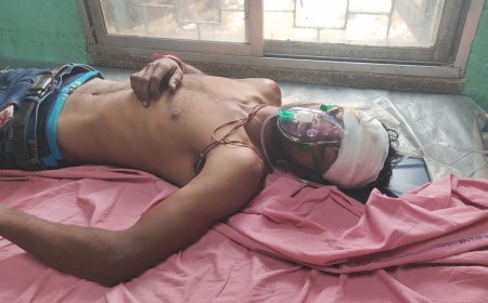 বাইক দুর্ঘটনায় গুরুতর জখম যুবক