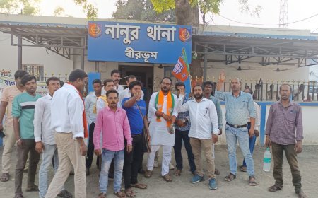 বিজেপি কর্মীদের গ্রামছাড়া ও ঘরবাড়ি ভাঙচুরের হুমকির অভিযোগ, নানুর থানায় বিক্ষোভ বিজেপির