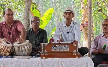 গানের সুরে সাগরের রূপান্তর: শিল্পী সাধন দাসের কণ্ঠে উন্নয়নের জয়গান