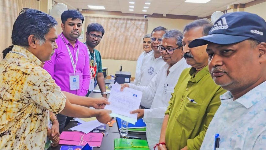 সাগর বিধানসভায় জয়ের হ্যাটট্রিক কি সময়ের অপেক্ষা? মনোনয়ন জমা দিলেন বঙ্কিমচন্দ্র হাজরা