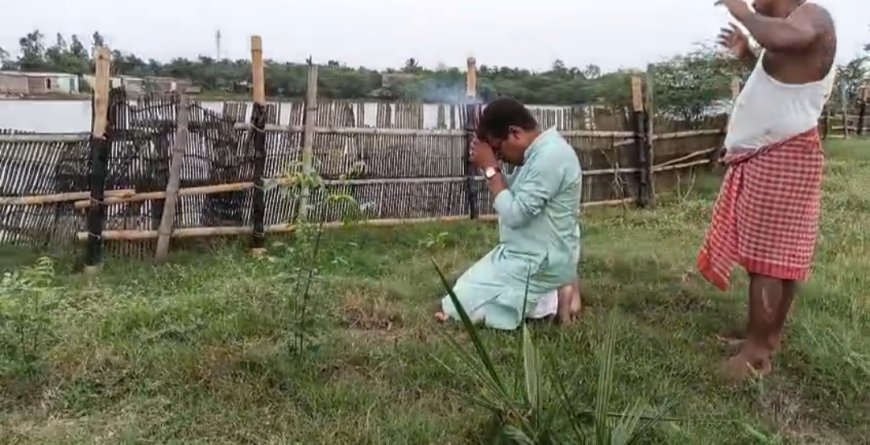 গুরুদেবের স্মৃতিতে প্রণাম করে প্রচার শুরু করলেন অনিমেশ