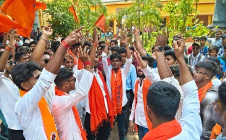 বোলপুর কলেজে এবিভিপির দখলদারির দাবি ঘিরে রাজনৈতিক উত্তেজনা, কলেজ ইউনিয়নের দায়িত্বভার গ্রহণের ঘোষণা