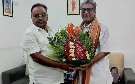 শমীক ভট্টাচার্যকে শুভেচ্ছা জ্ঞাপন