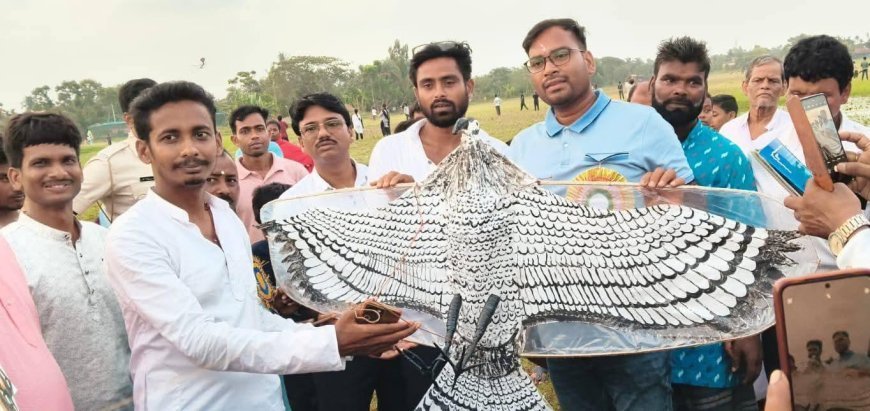 গঙ্গাসাগরে অনুষ্ঠিত হলো ঐতিহ্যবাহী ঘুড়ি উৎসব: উপস্থিত নবনির্বাচিত বিধায়ক