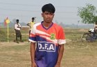 লিগামেন্ট ছিঁড়ে সংকটে প্রতিভাবান ফুটবলার, পুত্রের চিকিৎসার অর্থের দুঃশ্চিন্তায় টোটোচালক