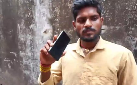 মানি ট্রান্সফারের নামে দিনমজুরের টাকা প্রতারণার অভিযোগ, চাঞ্চল্য ঘুসুড়িতে