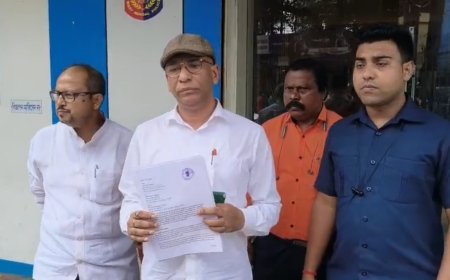 শওকত মোল্লার শিক্ষাগত যোগ্যতা নিয়ে প্রশ্ন, পুলিশে অভিযোগ দায়ের