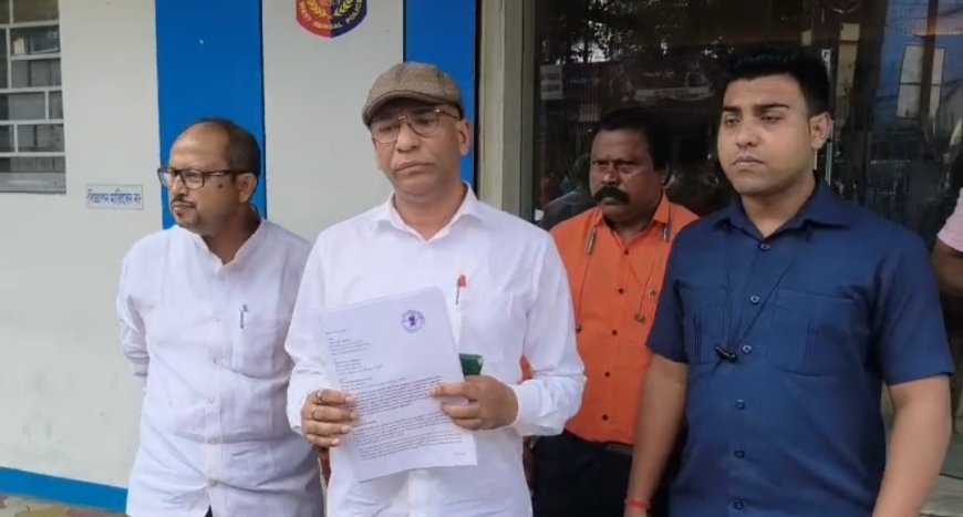 শওকত মোল্লার শিক্ষাগত যোগ্যতা নিয়ে প্রশ্ন, পুলিশে অভিযোগ দায়ের