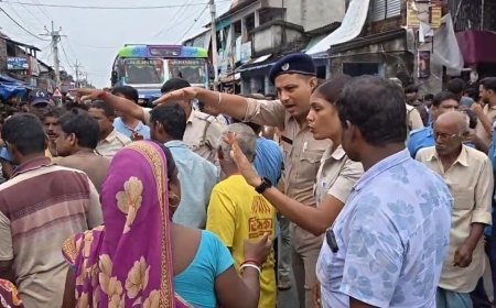 গঙ্গাসাগরের বামনখালি বাজারে জল নিকাশির দাবিতে পথ অবরোধ, পুলিশের হস্তক্ষেপে পরিস্থিতি স্বাভাবিক