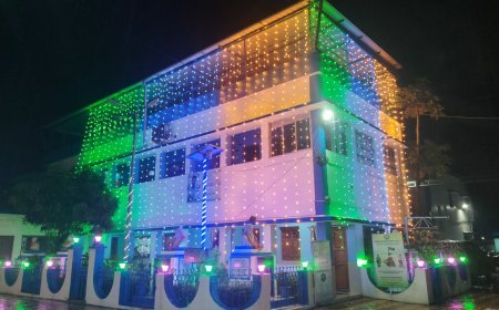 স্বাধীনতা দিবসের রঙে রাঙল গঙ্গাসাগর বিডিও অফিস চত্বর