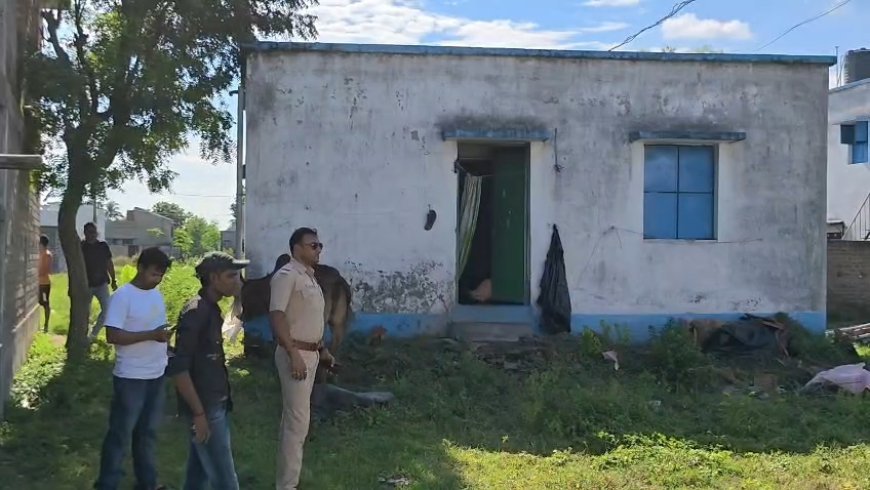 কাজে টানা চার দিন অনুপস্থিত, বাড়িতে খোঁজ করতেই রক্তাক্ত অবস্থায় পরিচারিকার দেহ