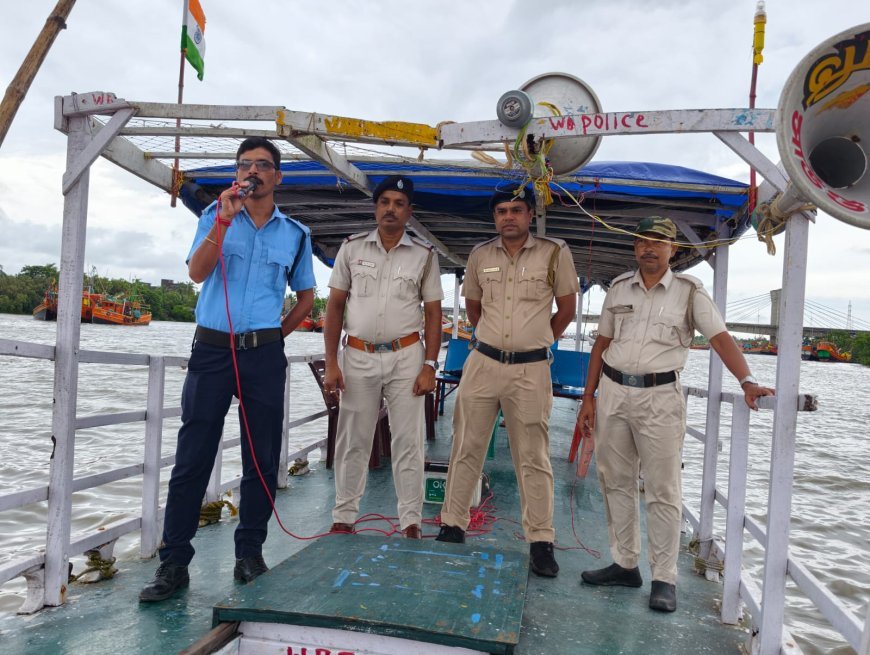 ঘূর্ণাবর্তের জেরে ভারী বৃষ্টির পূর্বাভাস, সতর্ক প্রশাসন