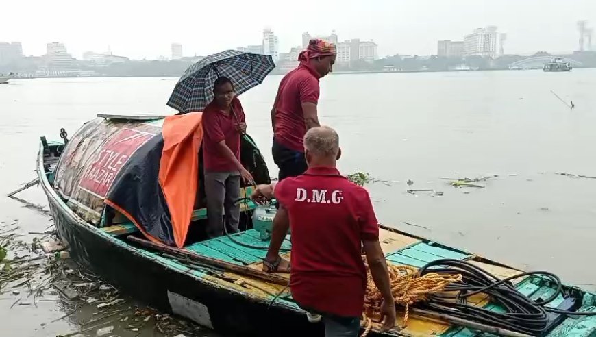 বিপজ্জনক প্রবণতা! রিলস বানাতে গঙ্গায় ঝাঁপ দিয়ে জলে তলিয়ে গেলেন শিবপুরের যুবক